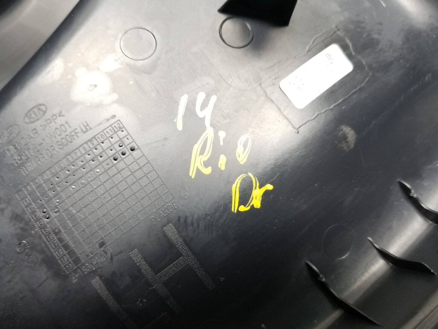 12 13 14 15 Kia Rio C Pillar Lower Trim Panel Cover Driver Left Side Pair OEM