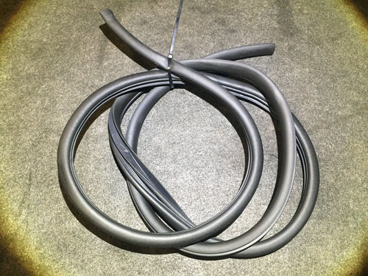 11 12 13 14 Hyundai Sonata Rear Right Pass Door Weatherstrip Seal OEM