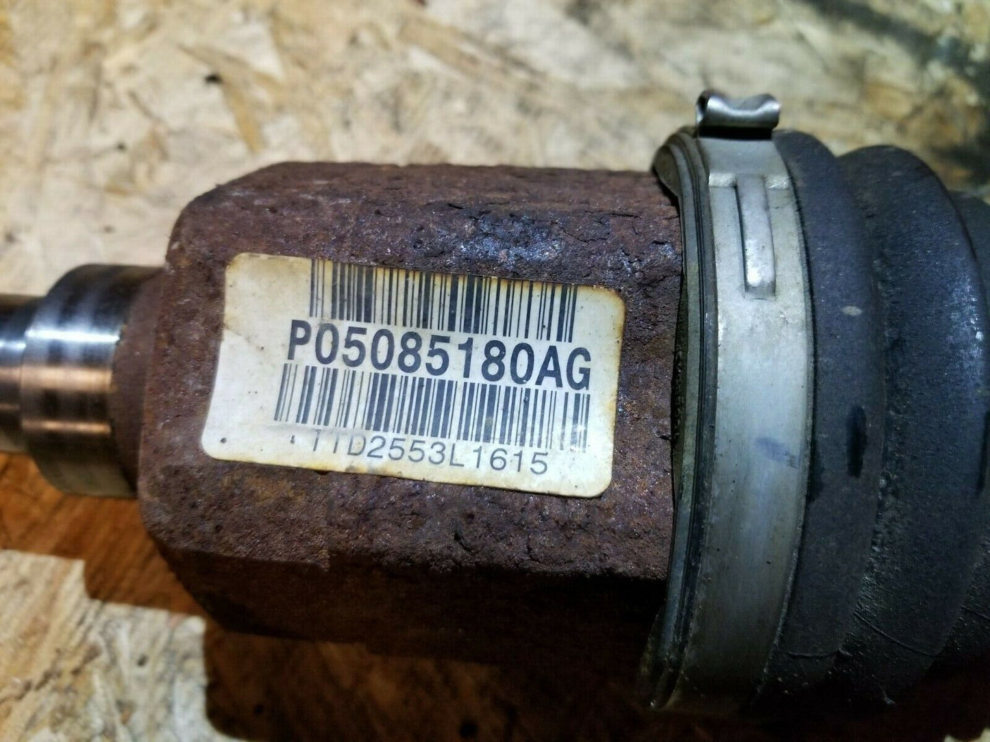 11 12 13 14 Dodge Avenger 2.4l Front Left Driver Side Axle Shaft P05085180ag OEM