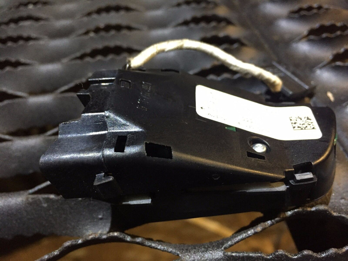 05 06 07 08 Audi A6 C6 Steering Wheel Switch Control Button 4f0951527a OEM