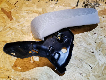 10 11 12 13 14 Subaru Legacy Rear Pass Side Cushion Pad Bolster W/bracket OEM