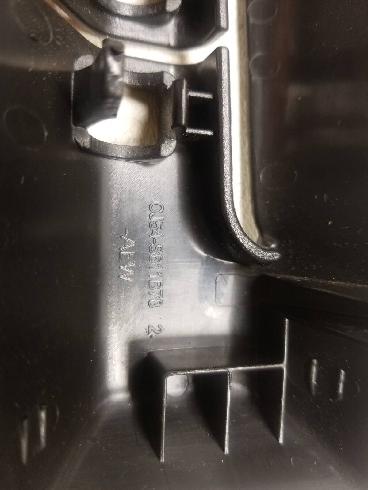 17 18 19 Ford Escape Rear Seat Cover Trim Plastic Headrest Guide Sleeve OEM