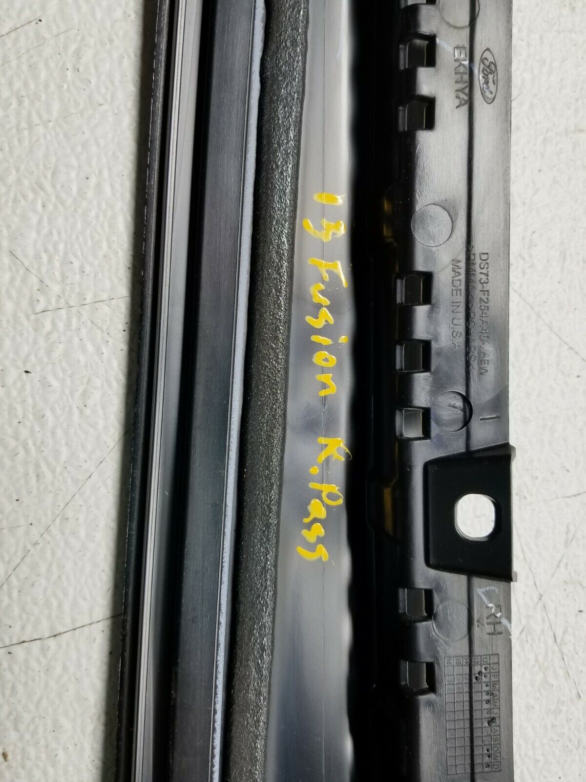 13 14 15 16 Ford Fusion Rear Right Pass Exterior Door Pillar Panel Molding OEM