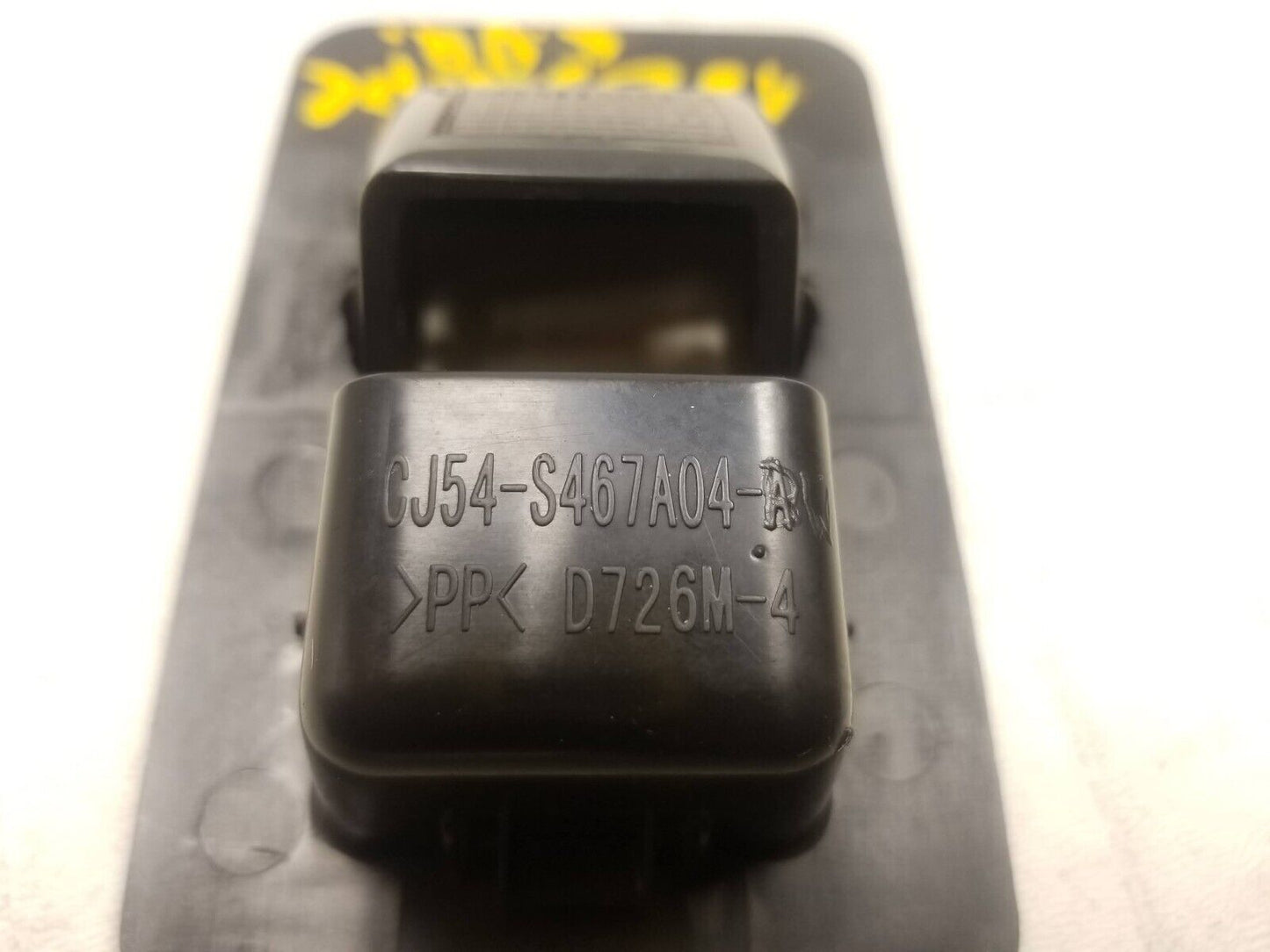 17 18 19 Ford Escape Rear Seat Cover Trim Plastic Headrest Guide Sleeve OEM