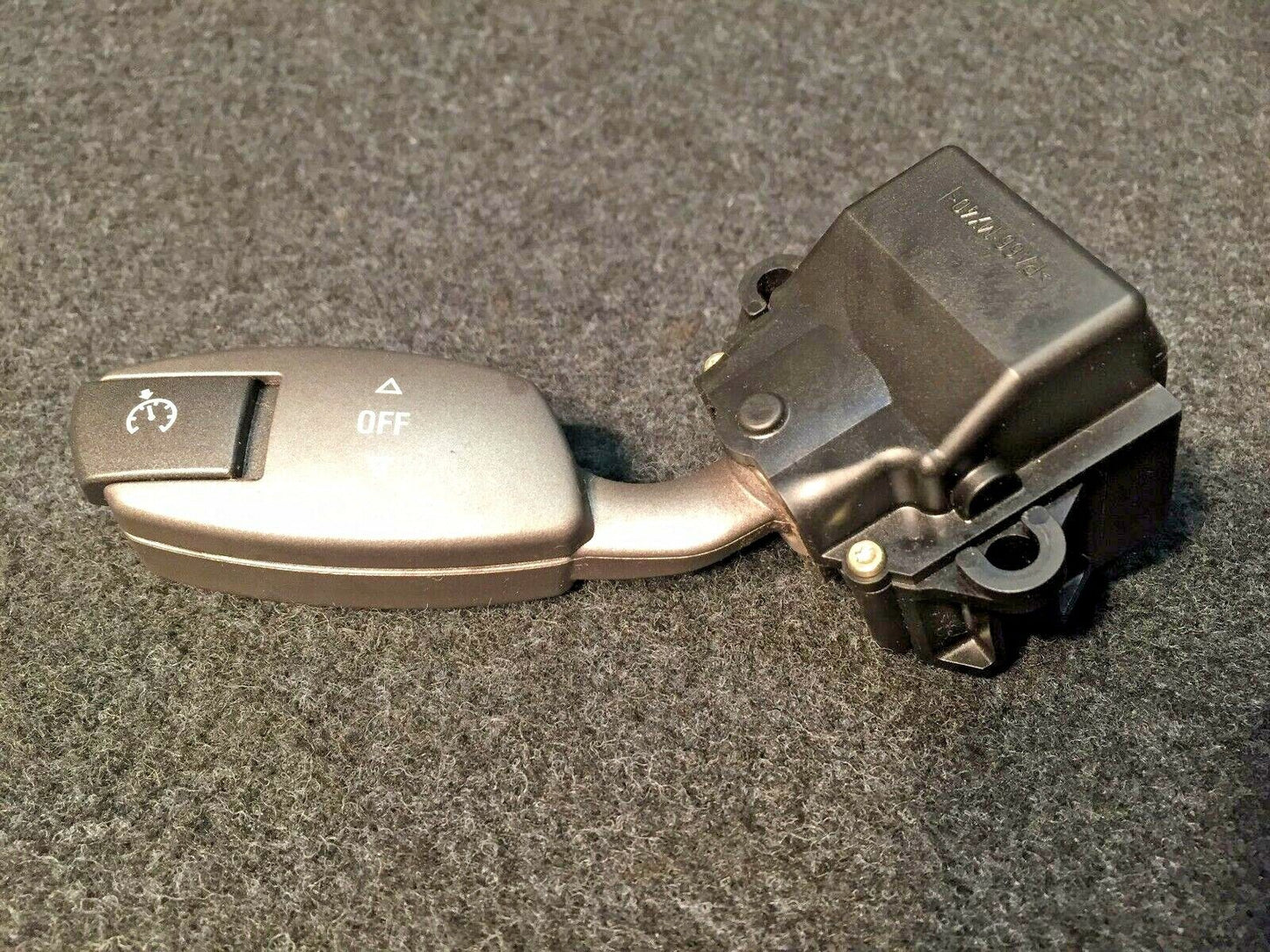 02 03 04 05 BMW 745i 745li E65 E66 Cruise Control Switch OEM 6 911 521