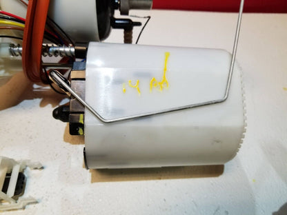 12 13 14 15 Audi A6 3.0t Fuel Gas Pump W/ Sending Level Sensor Assy OEM