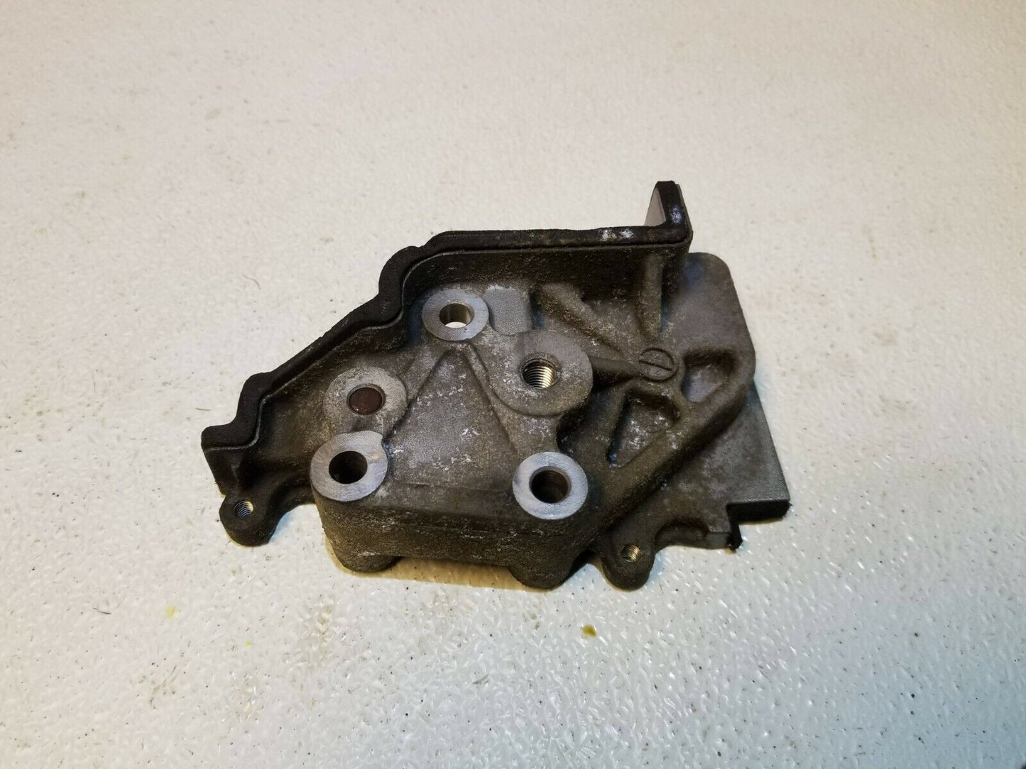 10 11 12 13 14 Subaru Legacy 2.5l Engine Mount Bracket OEM Non-turbo