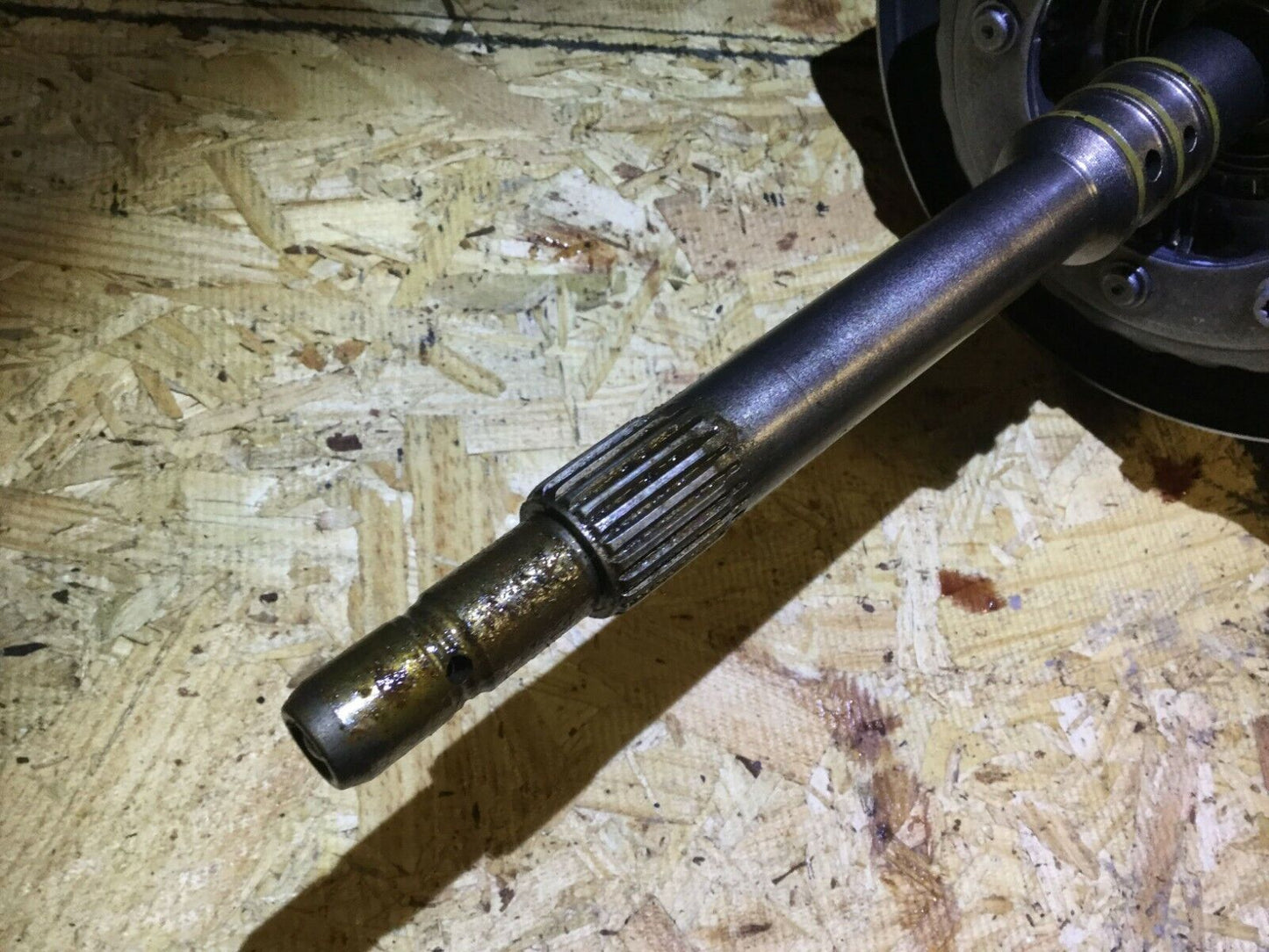 11 - 15 Dodge Charger 3.6l Automatic Transmission Input Shaft OEM