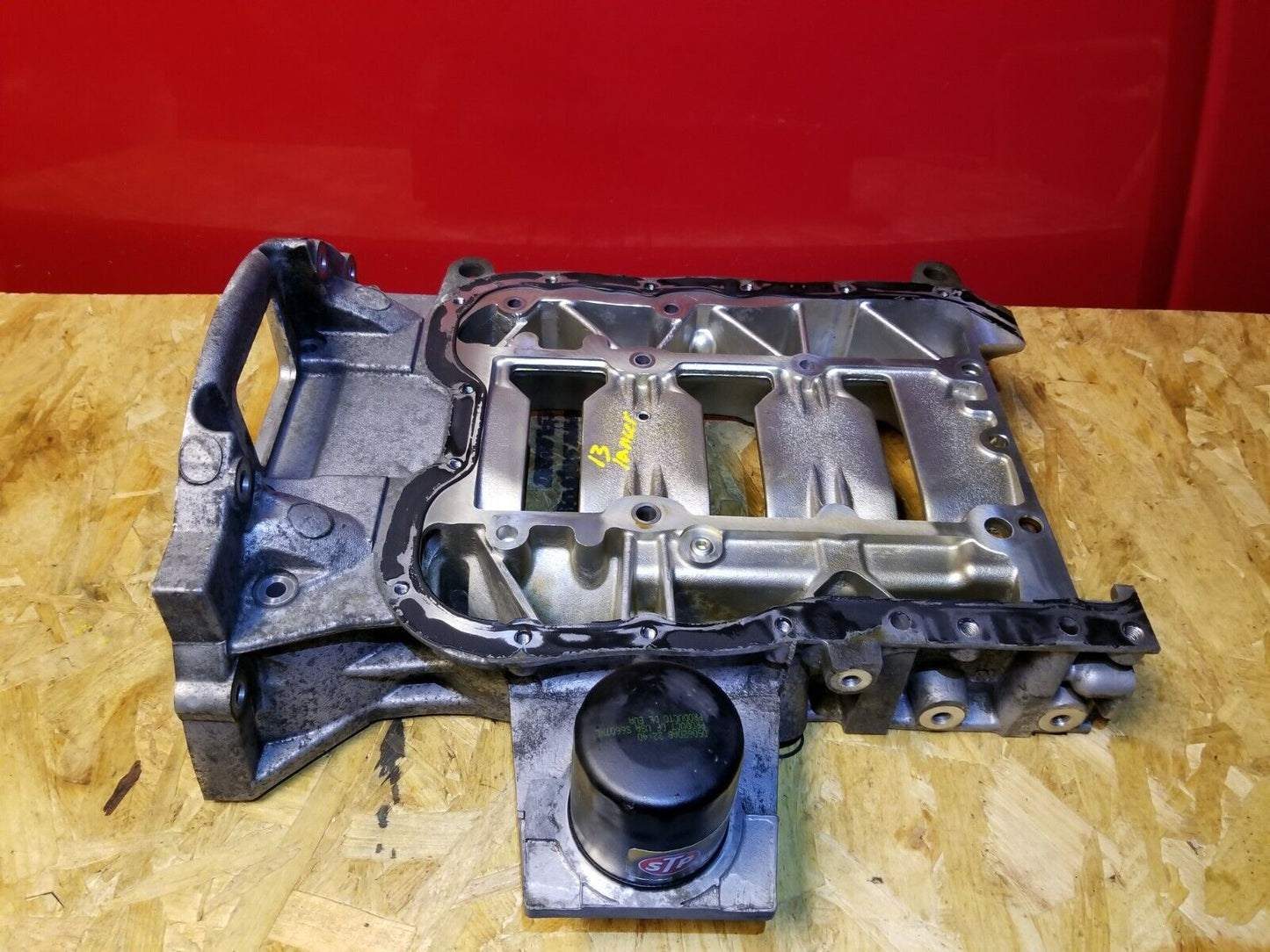 10 11 12 13 Mitsubishi Lancer 2.0l Engine Upper Oil Pan OEM 56k Miles