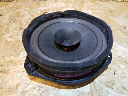 15 16 17 Chevrolet Equinox Rear Door Audio Speaker  23267079 OEM 24k