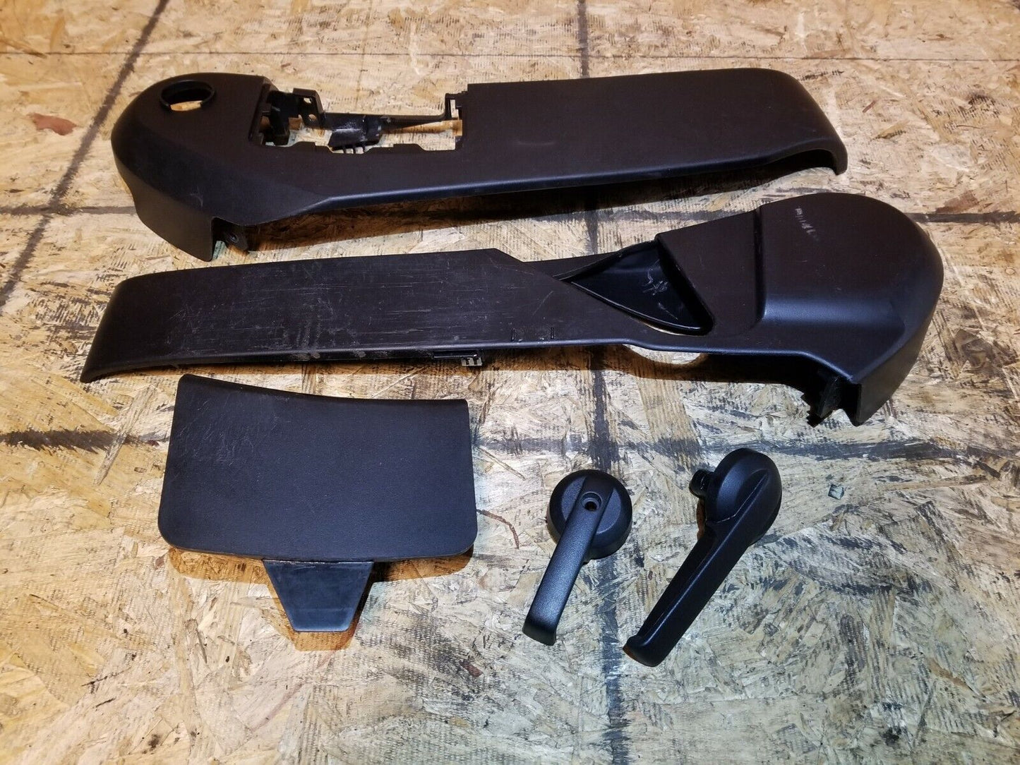 11 12 13 14 Dodge Avenger Right Passenger Seat Trim Panel & Knob 5pcs OEM