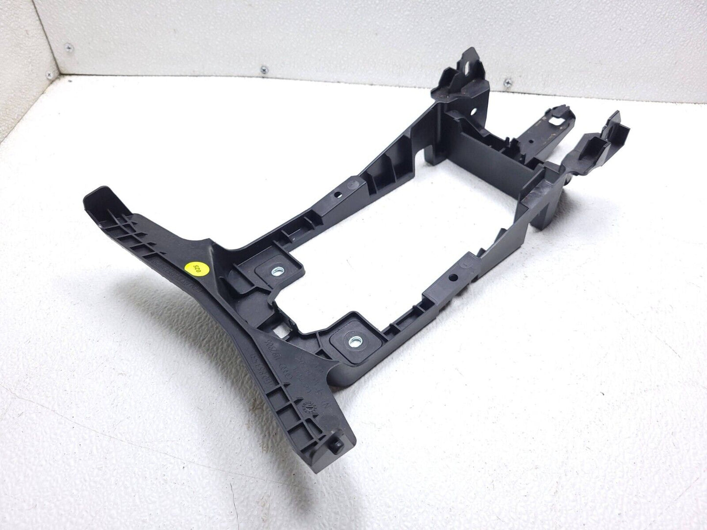 12 13 14 15 16 17 Audi A7 Center Console Shift Shifter Mount Support Bracket OEM