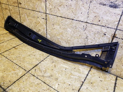 16 17 18 Nissan Sentra Windshield Wiper Cover Trim Cowel Grill OEM 40k