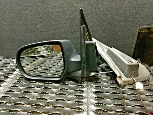 01 02 03 04 05 06 07 Ford Escape Driver Left Side View Mirror OEM