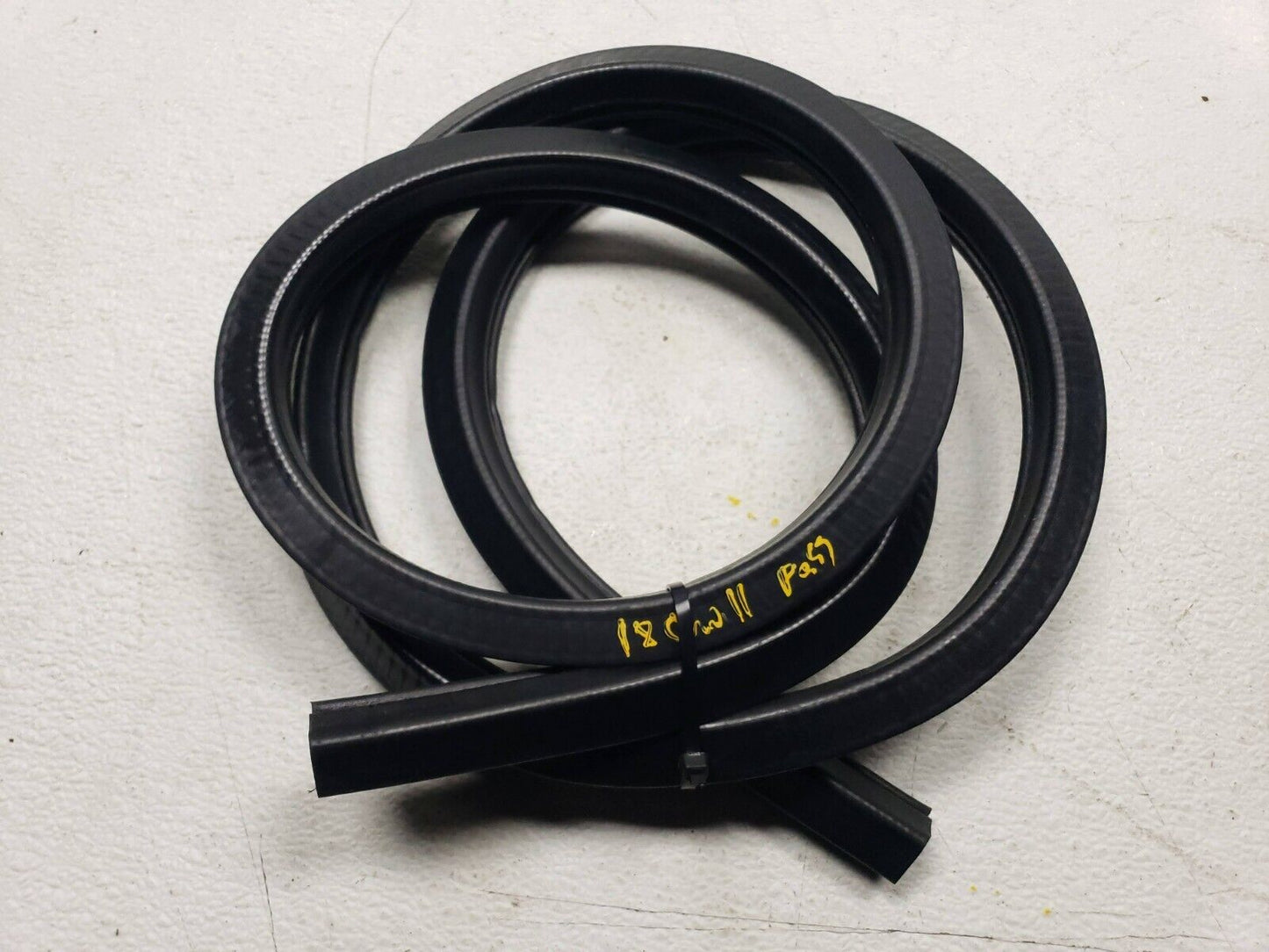 15 16 17 18 Dodge Challenger Right Pass Upper Weatherstrip Seal OEM