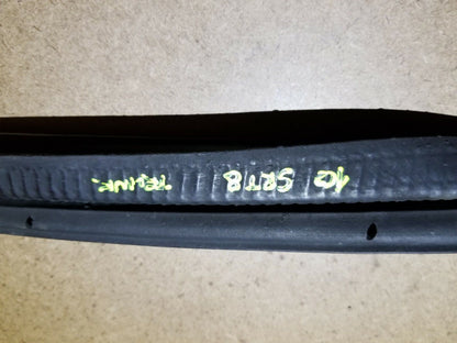 07 08 09 10 Jeep Grand Cherokee Srt8 Trunk Rear Weatherstrip Seal OEM