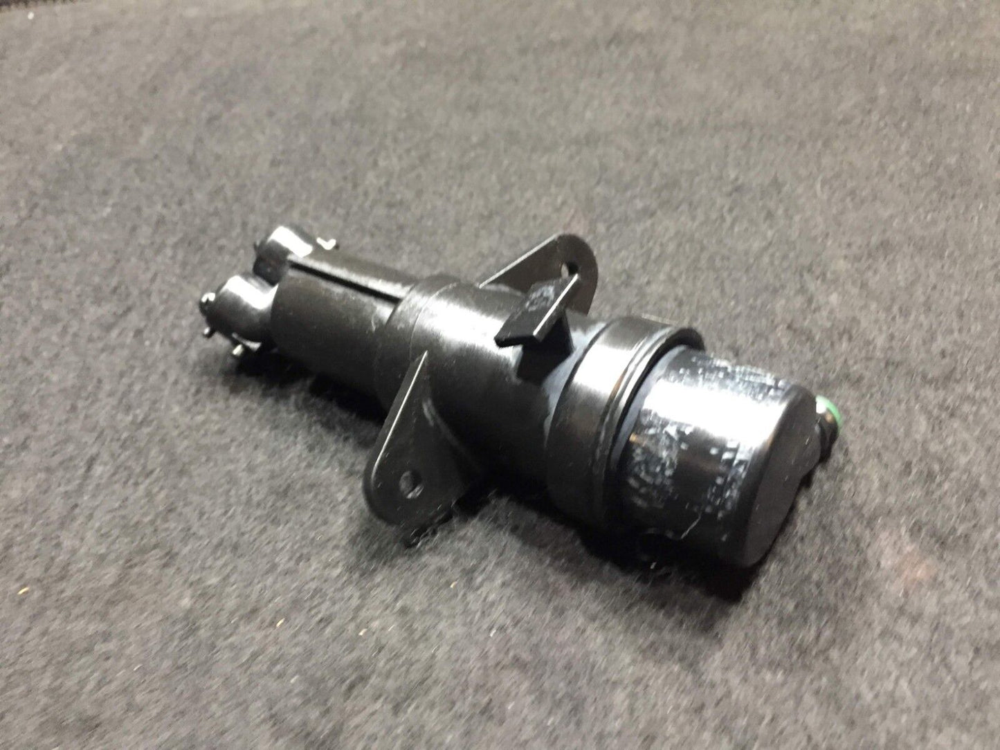 04 05 06 BMW X3 E83 Headlight Washer Nozzle Pump OEM D34