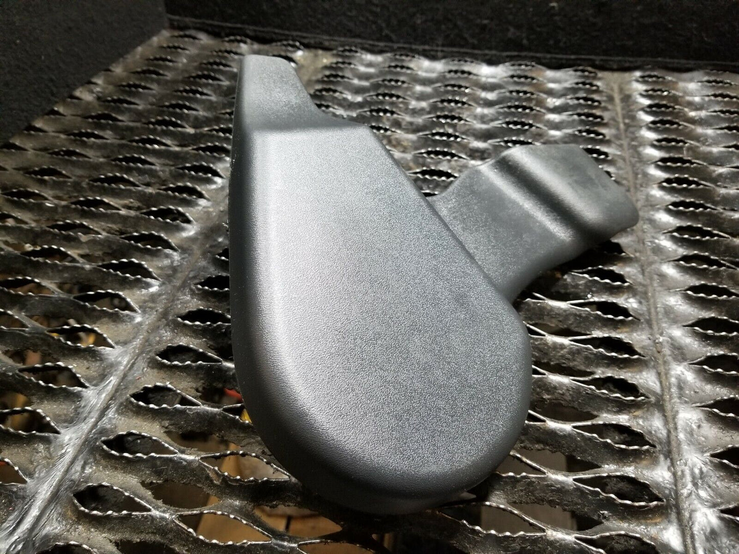 16 17 18 19 Nissan Sentra Front Right Pass Seat Side Cover Trim Panel OEM