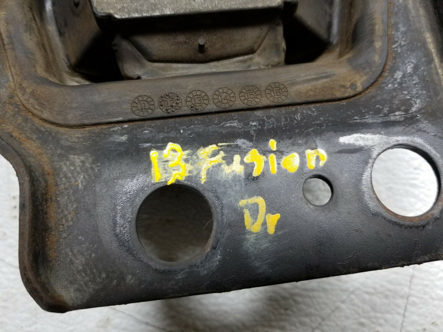 13 14 15 16 Ford Fusion 1.6l Engine Mount Left Driver Side OEM