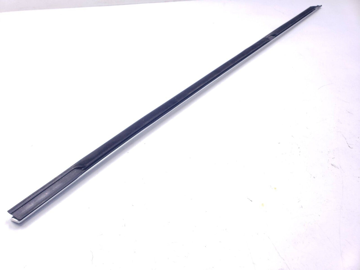 09 10 11 12 13 BMW 535xi Rear Door Window Belt Seal Molding Left Driver Side OEM