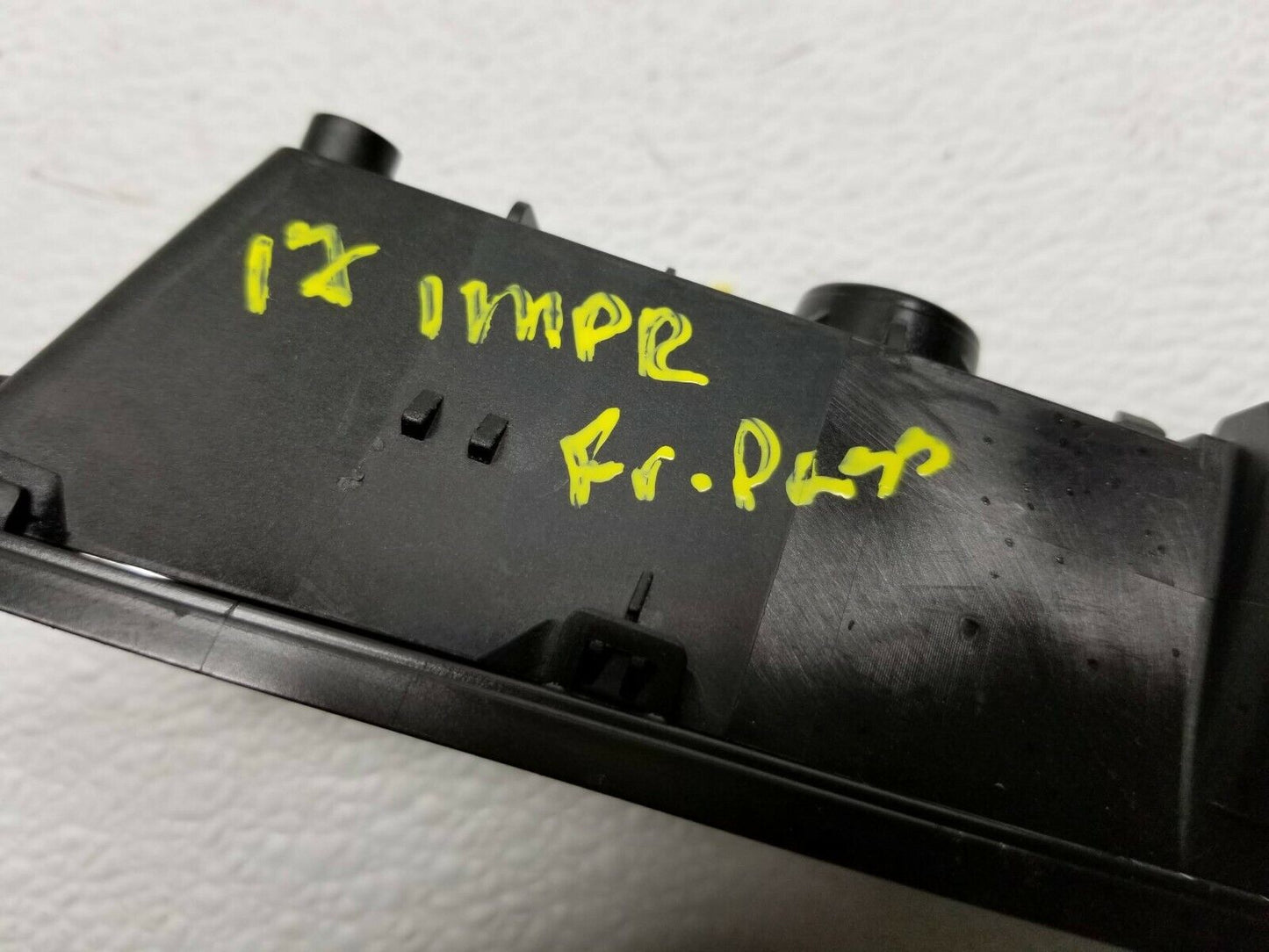 17 18 19 Subaru Impreza Sport Front Right Pass Interior Door Handle OEM 64k