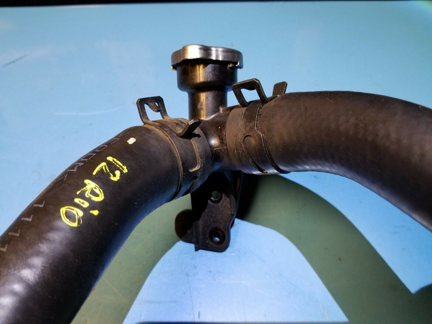 12 13 14 15 Kia Rio Radiator Filler Cap Housing & Hose Pipe OEM 54k