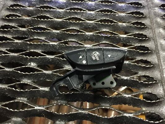 06 07 08 Acura Rl Steering Wheel Cruise Control Switch OEM D41