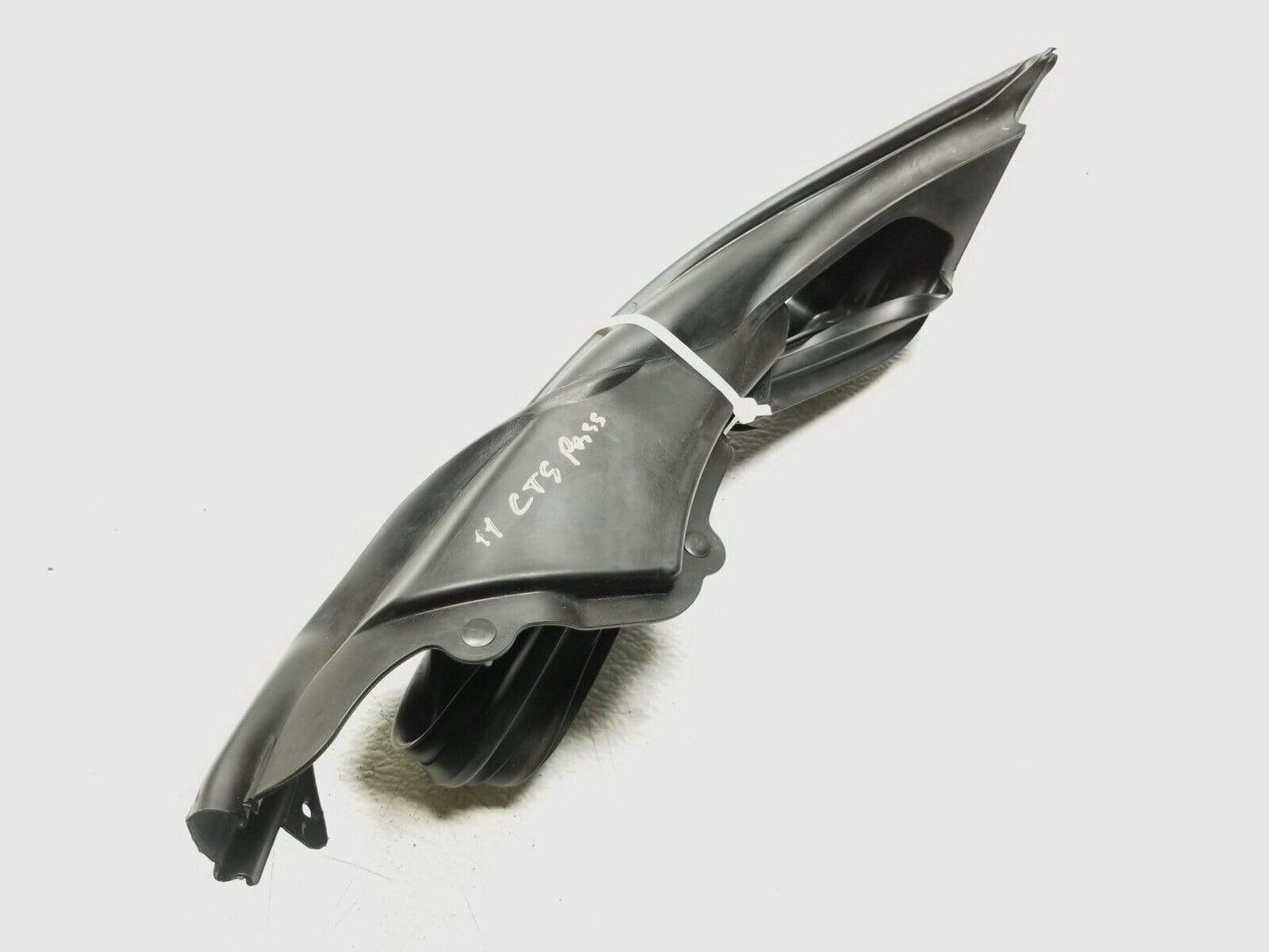 2011 - 2014 Cadillac CTS Coupe Door Mirror Weatherstrip Seal Right Passenger OEM
