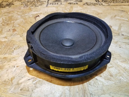 15 16 17 Chevrolet Equinox Front Door Audio Speaker  23267080 OEM 24k