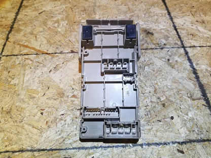 08 09 10 11 Subaru Forester 2.5x Fuse Box OEM