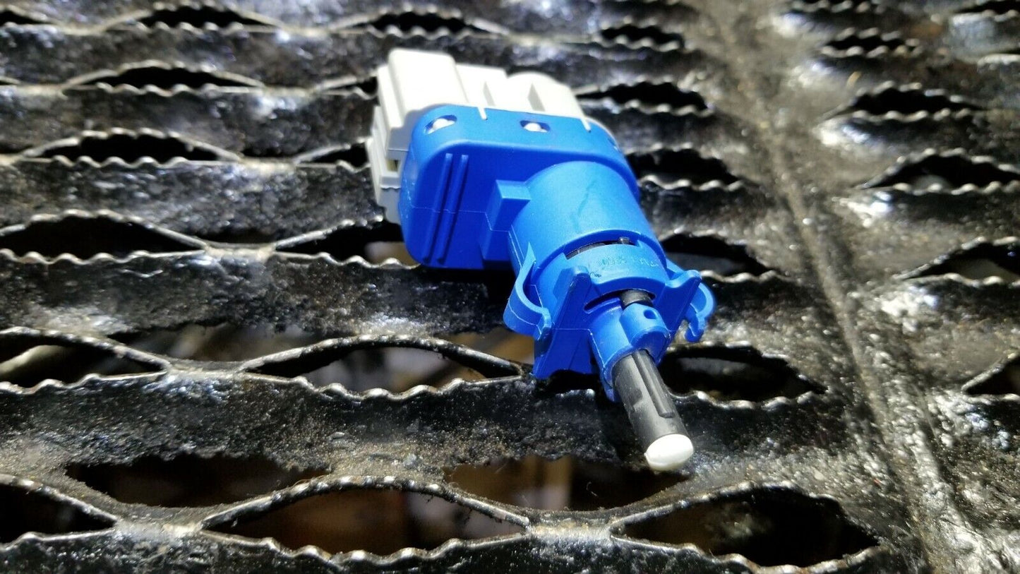 15 16 17 18 Ford Focus Brake Pedal Light Lamp Switch OEM 14k Miles