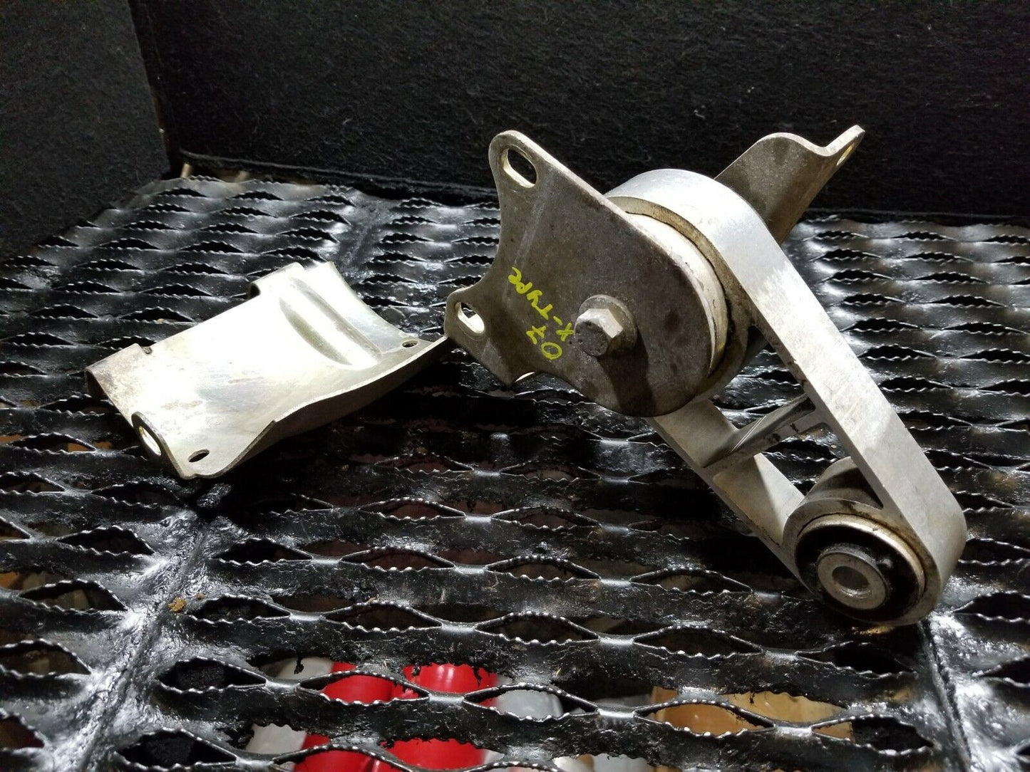 05 06 07 08 Jaguar X-type 3.0l Engine Motor Bearing Mount OEM 86k