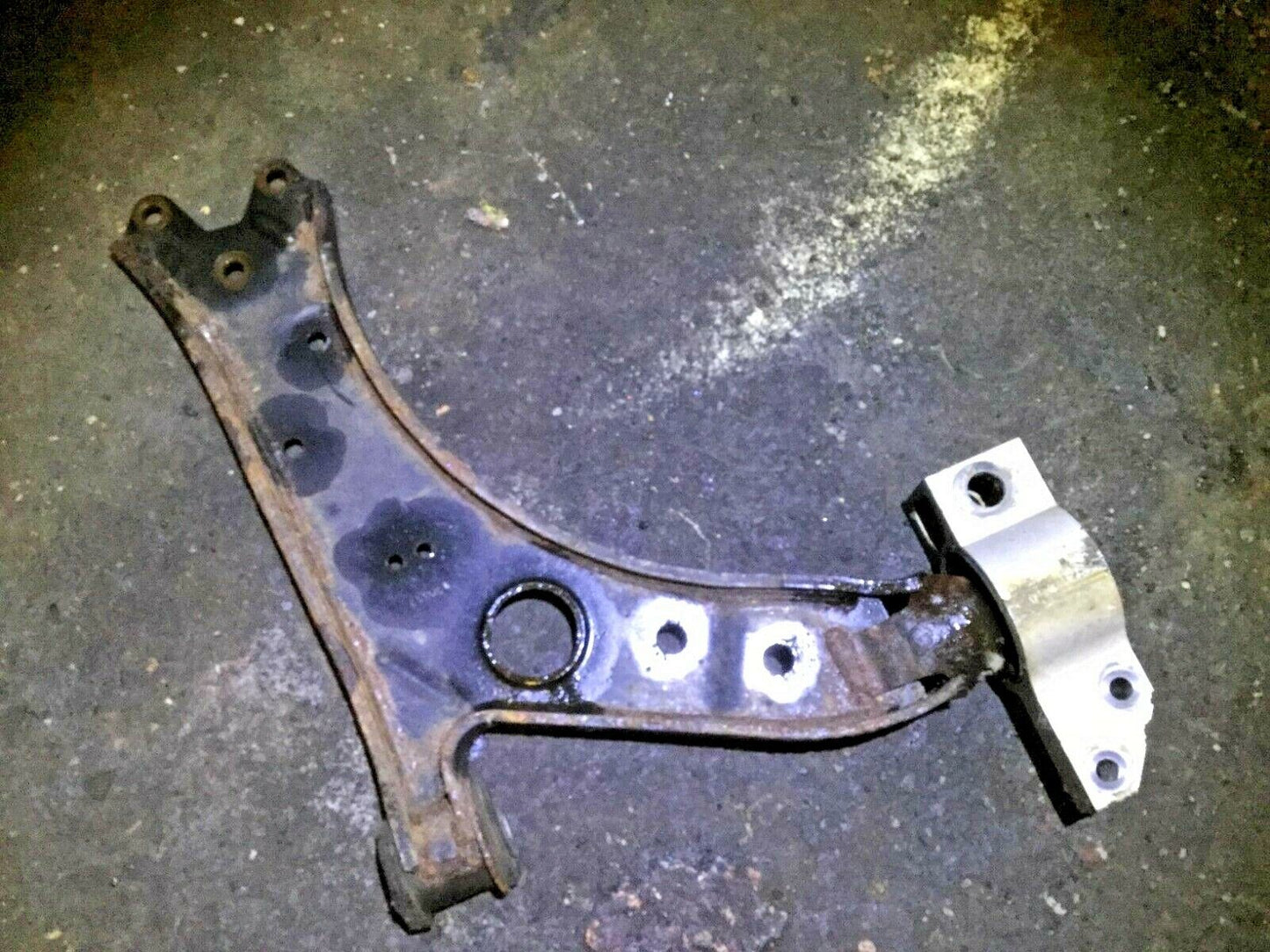 06 07 08 09 VW Golf Rabbit Front Left Driver Lower Control Arm OEM D15