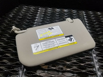 16 17 18 19 Nissan Rogue Passenger Right Sun Visor OEM