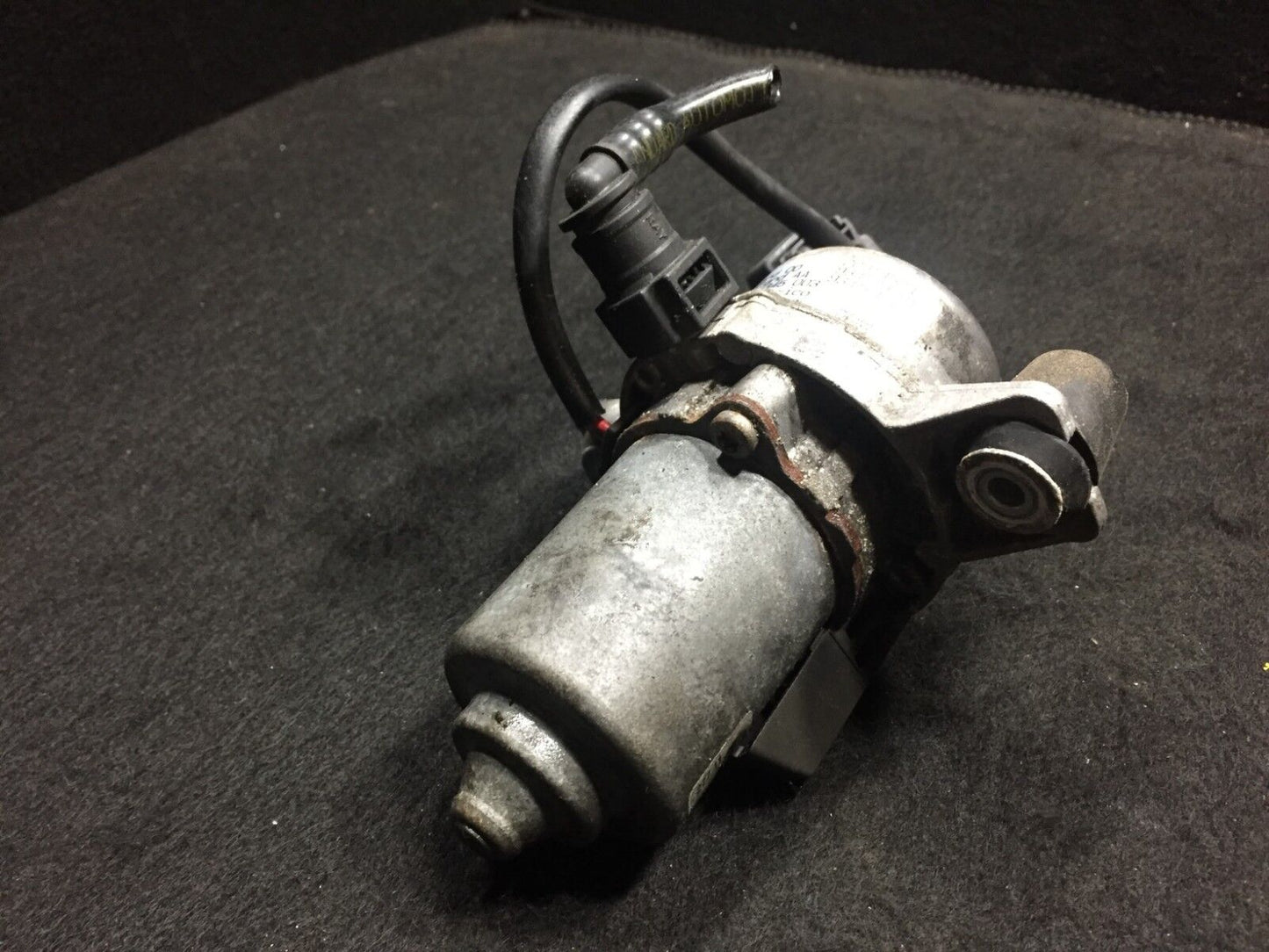 11 12 13 Buick Lacrosse Power Brake Booster Vacuum Pump OEM D29