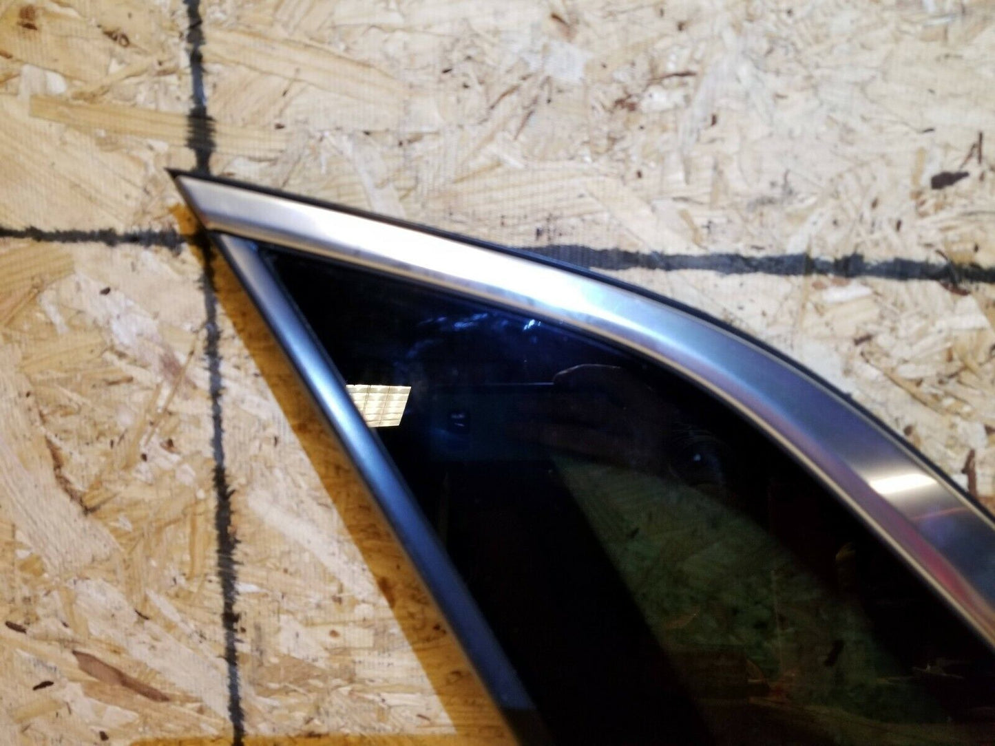 17 18 19 20 Cadillac Xt5 Rear Left Driver Side Quartet Window Glass OEM 34k