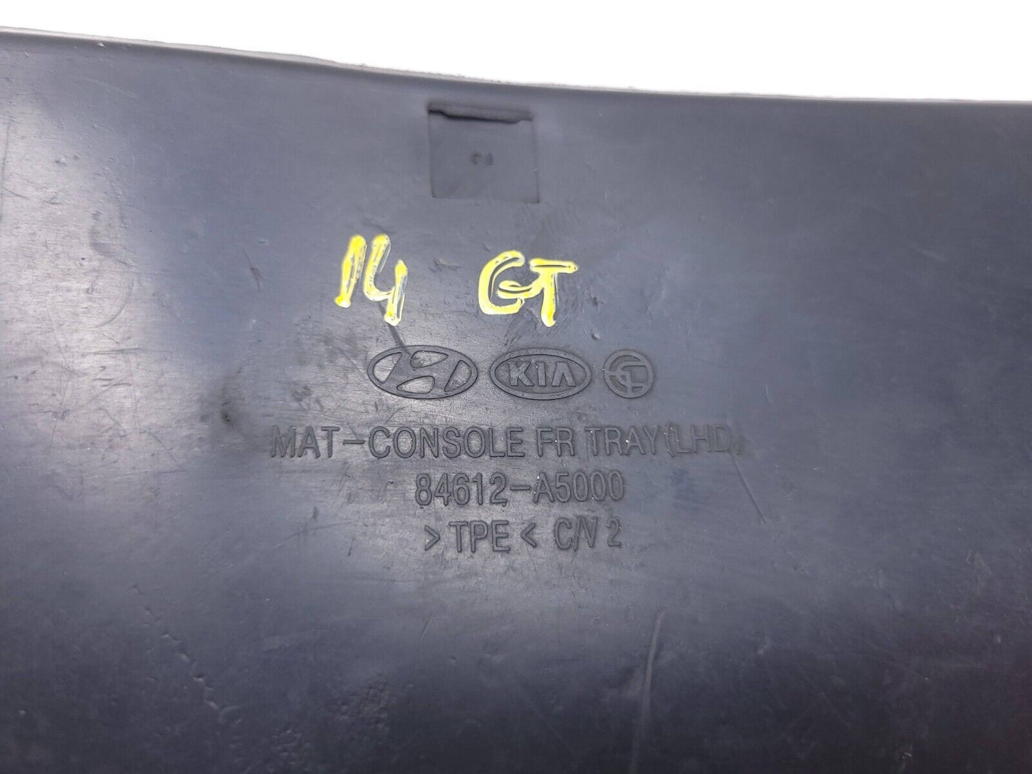 14 15 16 17 Hyundai Elantra Gt Center Console Insert Mat OEM