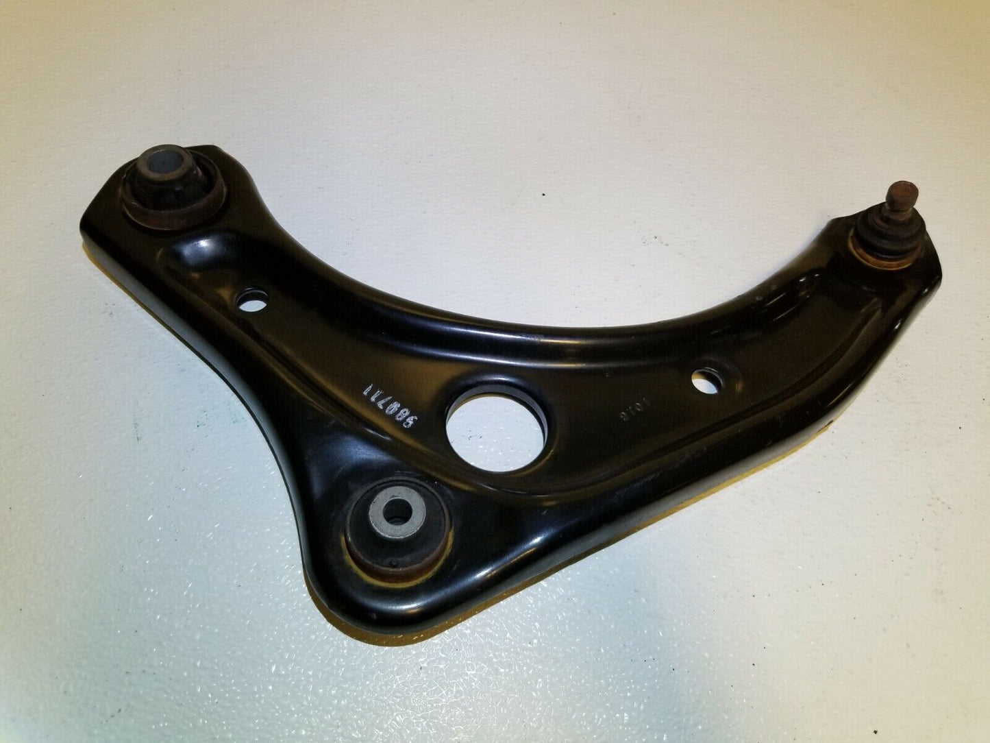13 14 15 16 Nissan Versa Front Left Driver Side Lower Control  Arm OEM