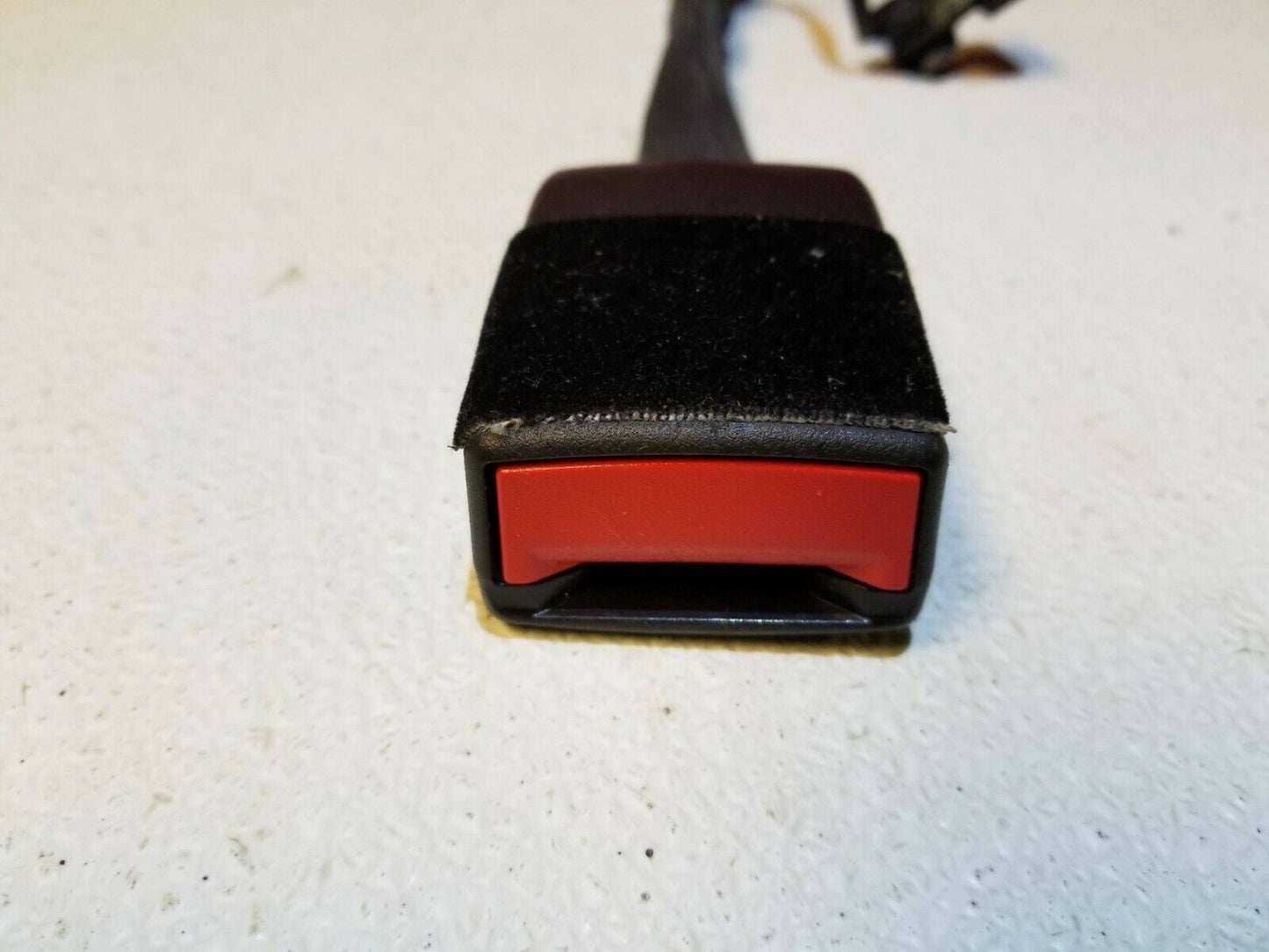 14 15 16 Buick Lacrosse Front Right Passenger Seat Belt Buckle OEM 60k