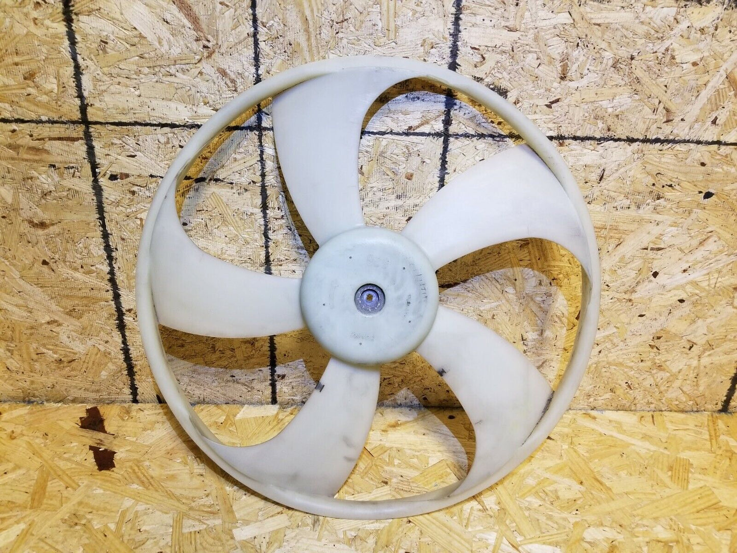 06 07 08 09 Cadillac STS Radiator Cooling Fan Blade OEM