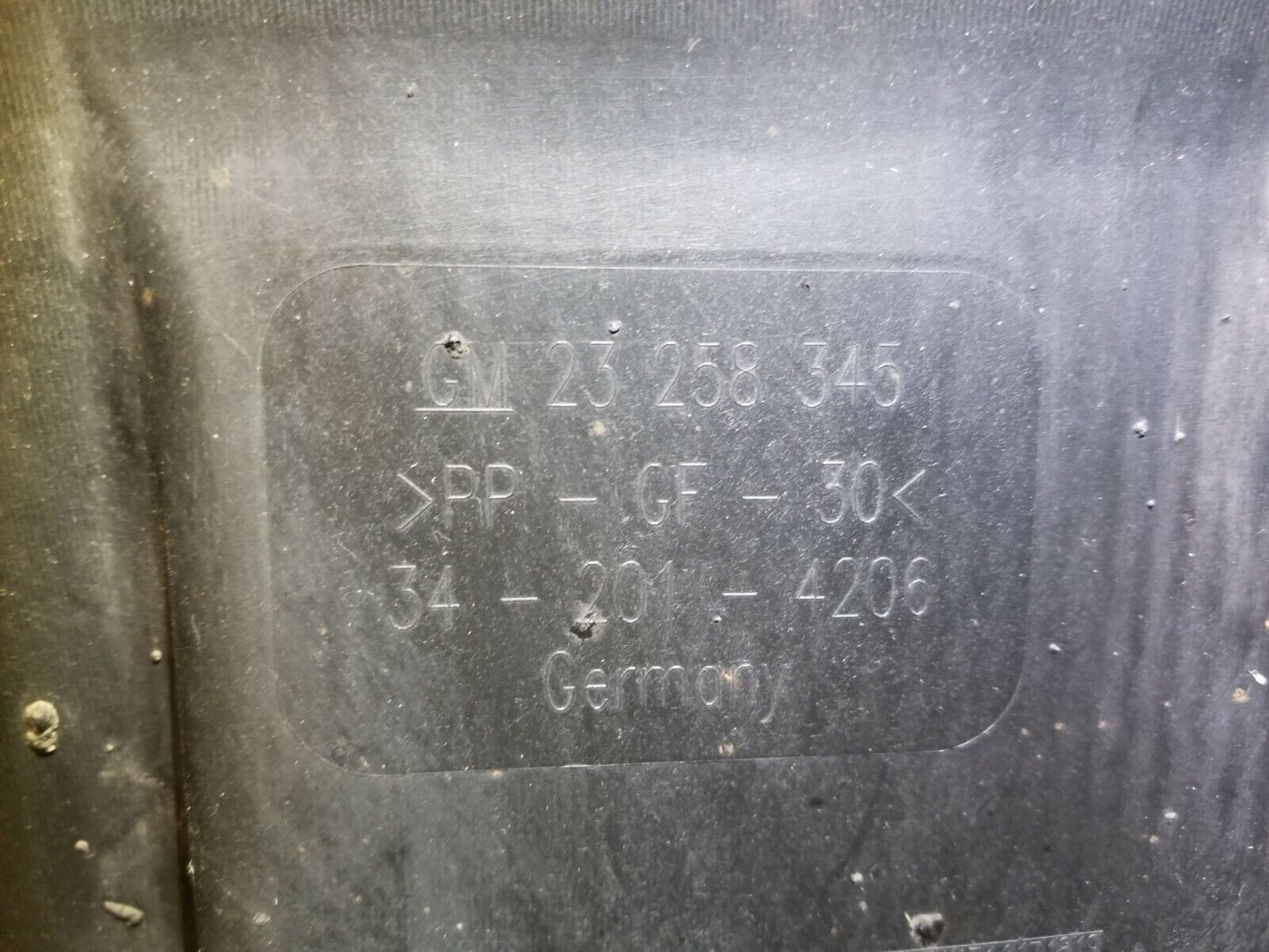 15 16 17 18 Chevy Impala Underbody Deflector Cover Right Pass Side 23258345 OEM