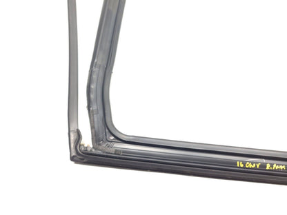 14 15 16 17 18 Jeep Cherokee Door Window Frame Seal Rear Right Pass Side OEM