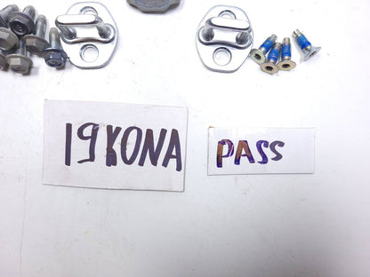 18-21 Hyundai Kona Door Hinge Right Passenger Side OEM 29k Miles