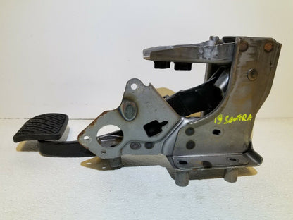 16 17 18 19 Nissan Sentra Brake Pedal OEM 49k