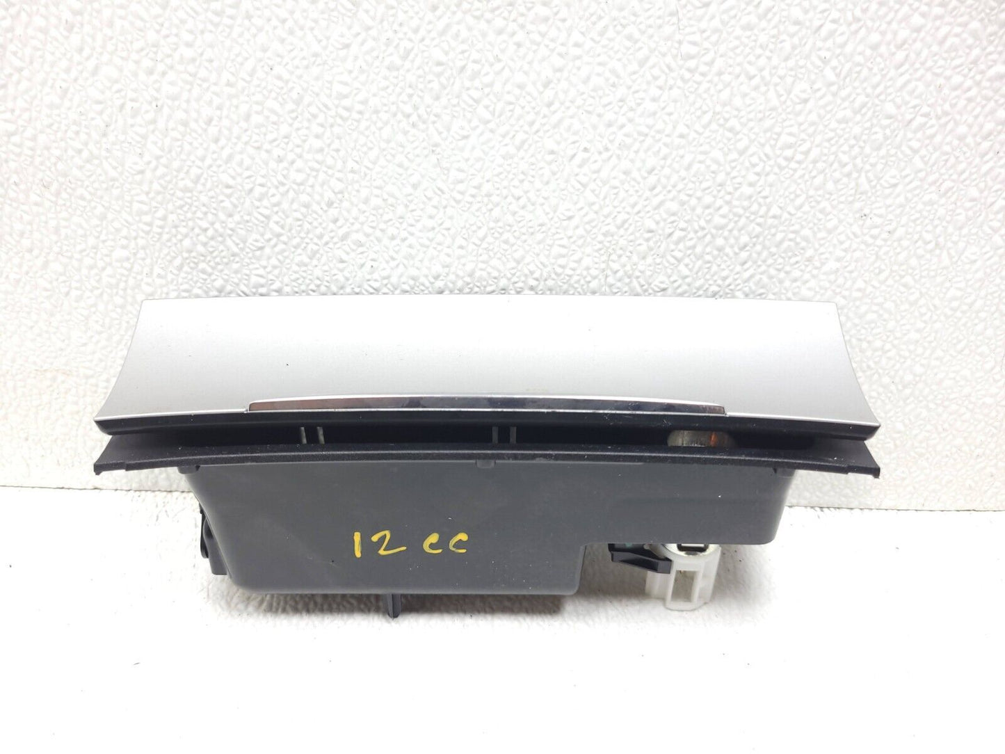 09 10 11 12 Volkswagen Cc Center Console Ashtray OEM