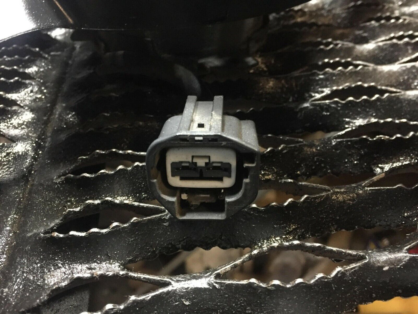 09 10 11 12 Lincoln MKS 3.7l Cooling Fan Assembly W/ Motor OEM D40