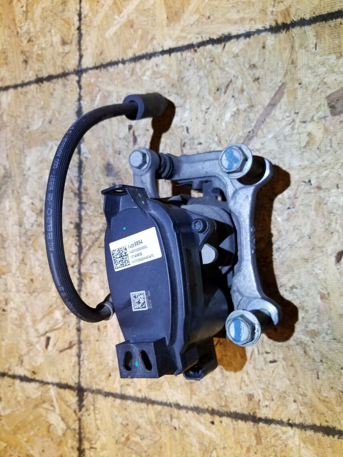 17 18 19 20 Cadillac Xt5 Rear Brake Caliper Left Driver Side OEM 34k