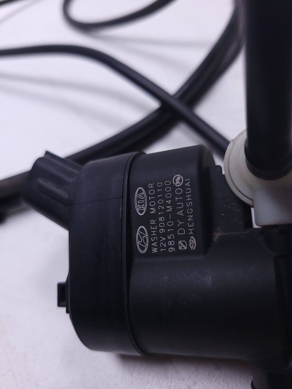 20 21 22 Hyundai Venue Windshield Washer Pump 98510-m4000 OEM