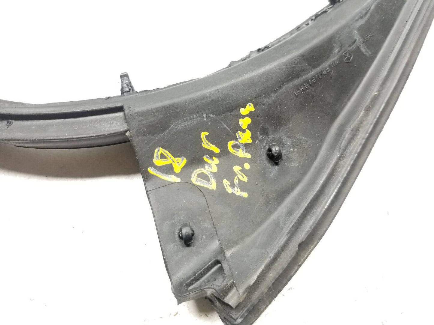 16 17 18 19 20 Dodge Durango Front Right Pass Door Weatherstrip Seal OEM