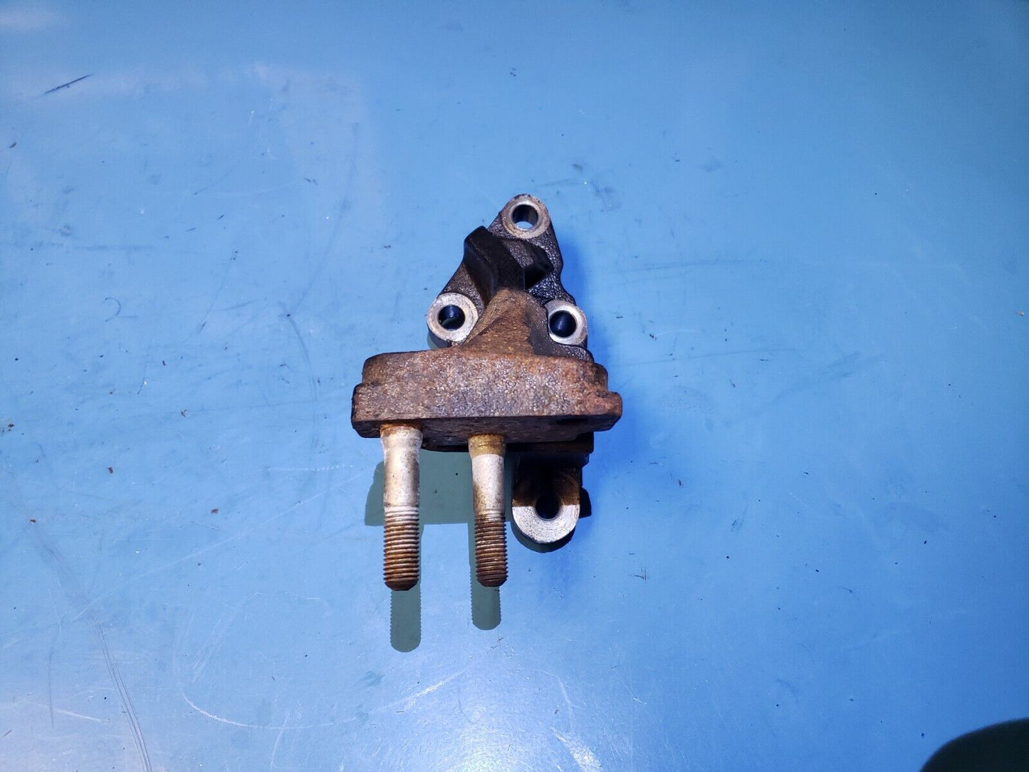 06 07 08 09 10 Kia Rio5 1.6l Engine Mount Bracket OEM